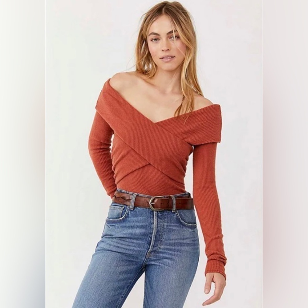 FREE PEOPLE MARLED RIB KNIT OFF SHOULDER LONG SLEEVE TOP - Picture 4 of 10